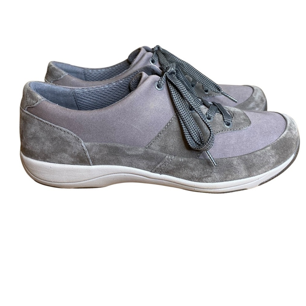 Dansko Hayden Gray Suede Comfot Sneaker Women’s Size EU 40 U.S. 9.5